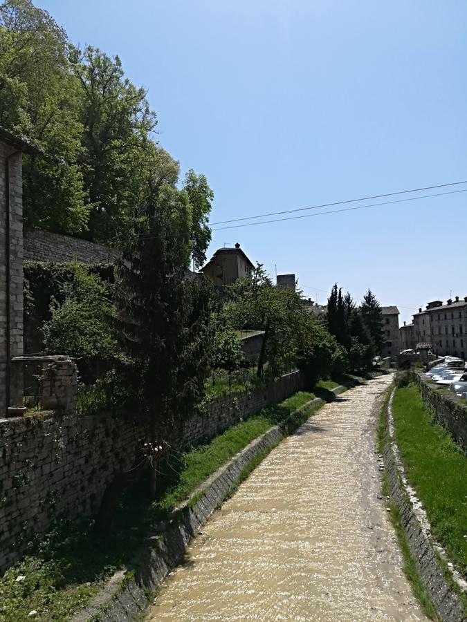 Hotel Civico 10 Gubbio Exteriér fotografie